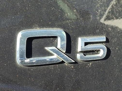 2021 Audi Q5 40 Premium Plus