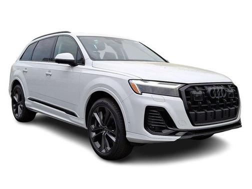 2025 Audi Q7 55 Premium Plus