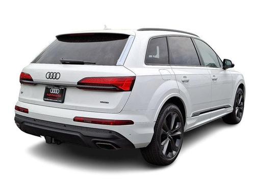2025 Audi Q7 55 Premium Plus