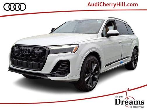 2025 Audi Q7 55 Premium Plus
