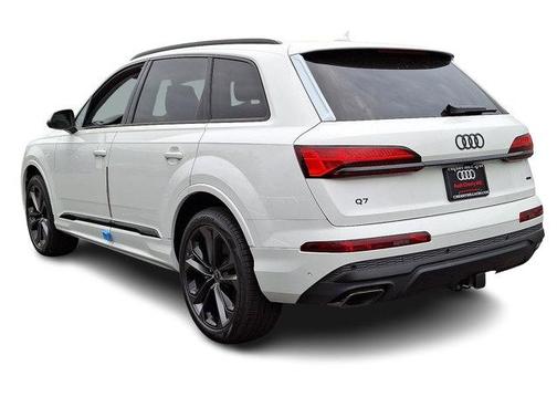 2025 Audi Q7 55 Premium Plus
