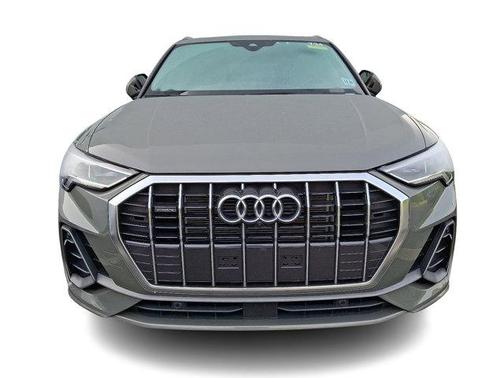 2024 Audi Q3 45 S line Premium
