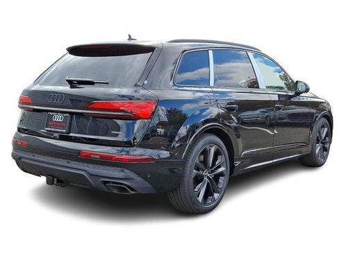 2026 Audi Q7 PLUS