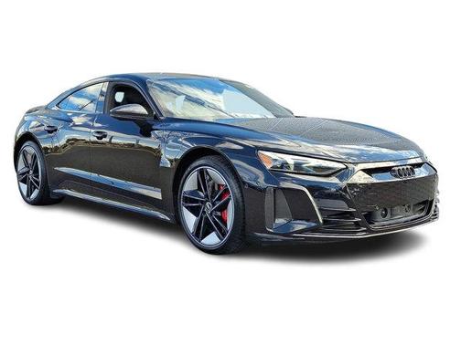 2022 Audi RS e-tron GT Base