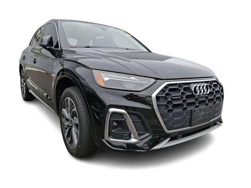 2022 Audi Q5 45 S line Premium Plus