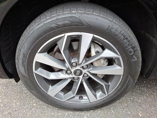 2022 Audi Q5 45 S line Premium Plus