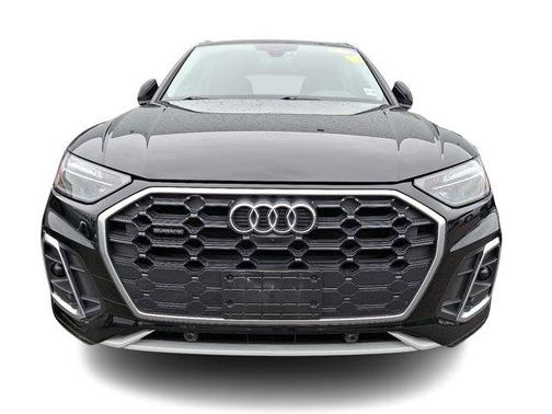 2022 Audi Q5 45 S line Premium Plus