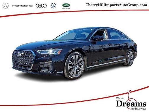 Sebring Black Crystal Effect 2024 Audi A8 L 55