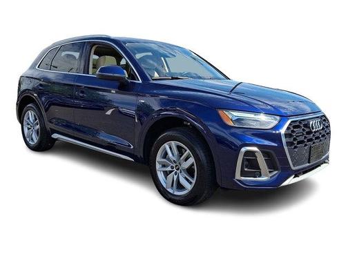 Navarra Blue Metallic 2023 Audi Q5 45 S line quattro Premium