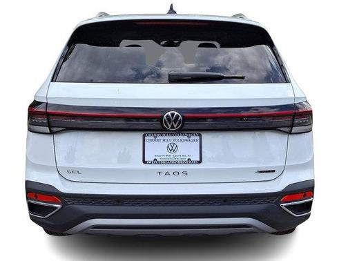 2025 Volkswagen Taos 1.5T SEL
