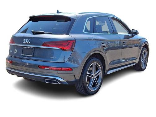 2024 Audi Q5 e 55 S line quattro Premium