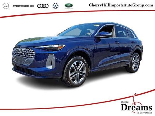 Navarra Blue Metallic 2025 Audi Q5 2.0T quattro Premium