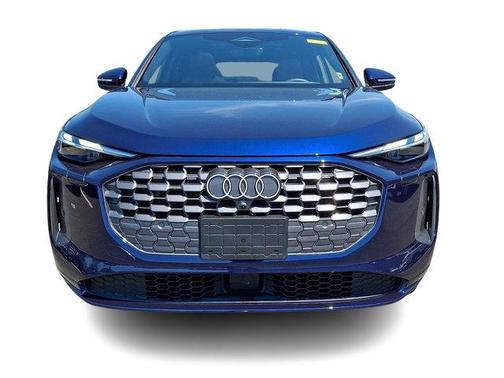 Navarra Blue Metallic 2025 Audi Q5 2.0T quattro Premium