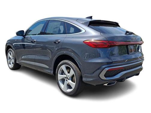 Tambora Flame 2026 Audi Q5 Sportback PLUS