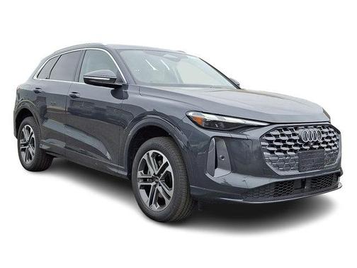 2025 Audi Q5 2.0T quattro Premium