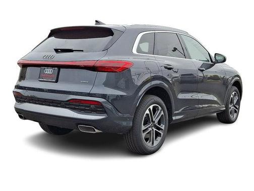 2025 Audi Q5 2.0T quattro Premium