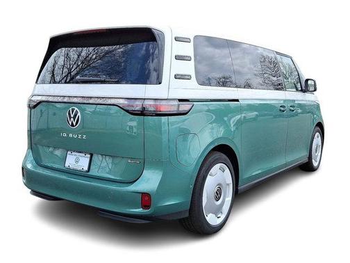 Mahi Green Metallic - Candy White 2025 Volkswagen ID. Buzz 1st Edition