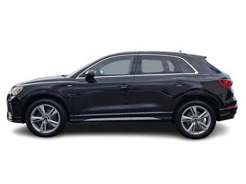 2024 Audi Q3 45 S line Premium