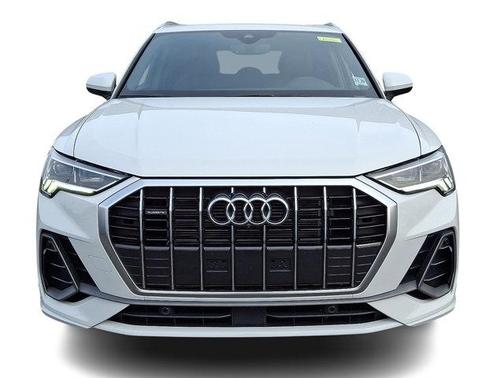 2024 Audi Q3 45 S line Premium