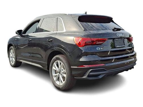 2025 Audi Q3 45 S line Premium