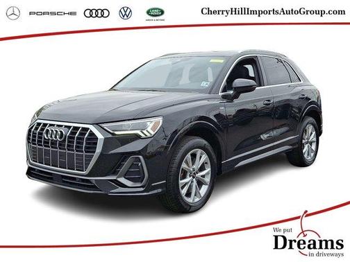 2024 Audi Q3 45 S line Premium