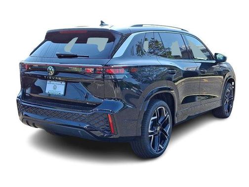 2025 Volkswagen Tiguan 2.0T SEL R-Line