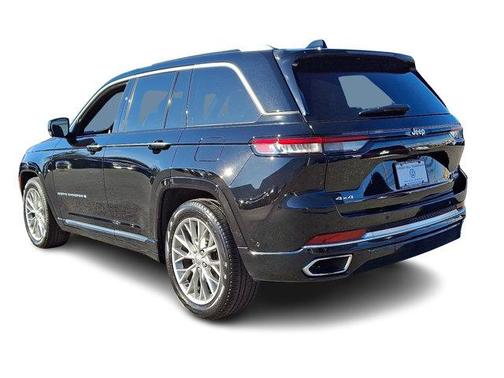 2023 Jeep Grand Cherokee Summit