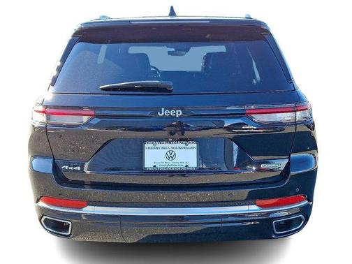 2023 Jeep Grand Cherokee Summit