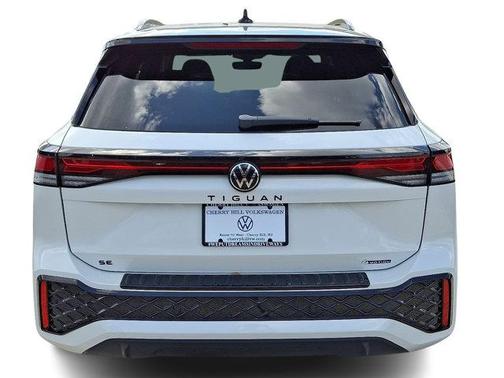 2025 Volkswagen Tiguan 2.0T SE R-Line Black