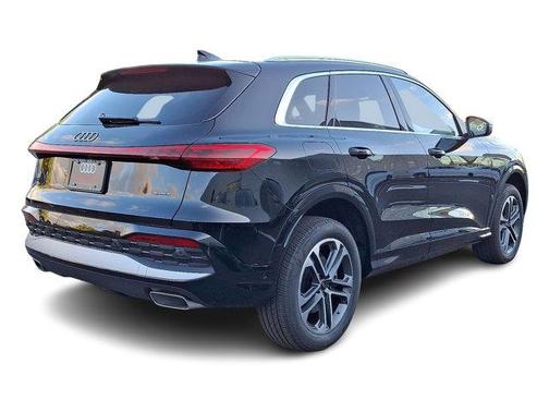 2025 Audi Q5 2.0T quattro Premium