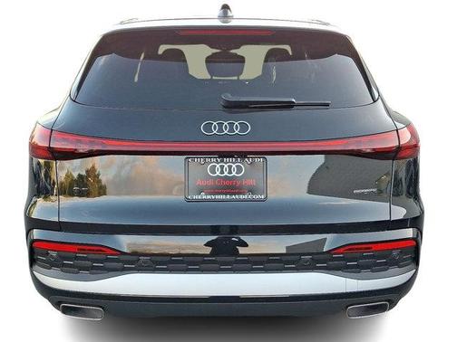 2025 Audi Q5 2.0T quattro Premium