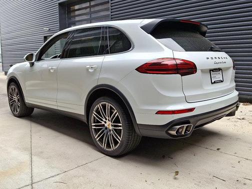 2015 Porsche Cayenne Turbo