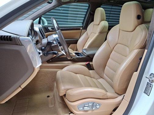 2015 Porsche Cayenne Turbo