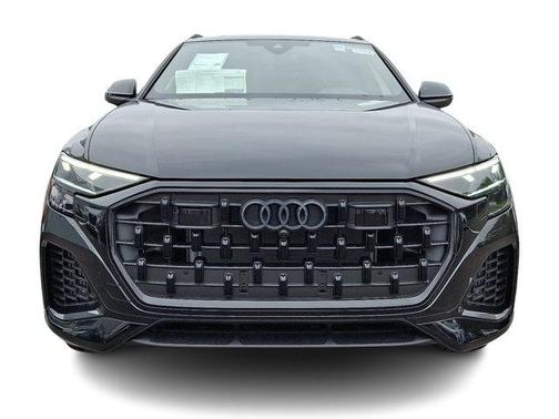 2025 Audi Q8 Premium