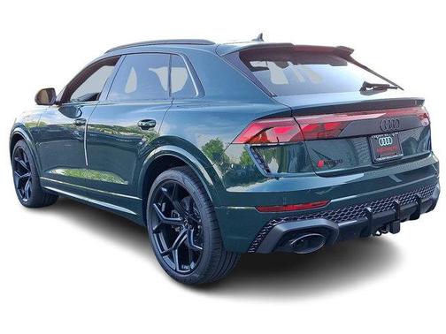 AUDI EXCLUSIVE PAINT 2026 Audi RS Q8 performance