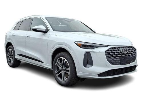 2025 Audi Q5 2.0T quattro Premium