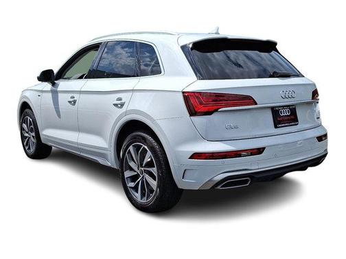 2022 Audi Q5 45 S line quattro Premium