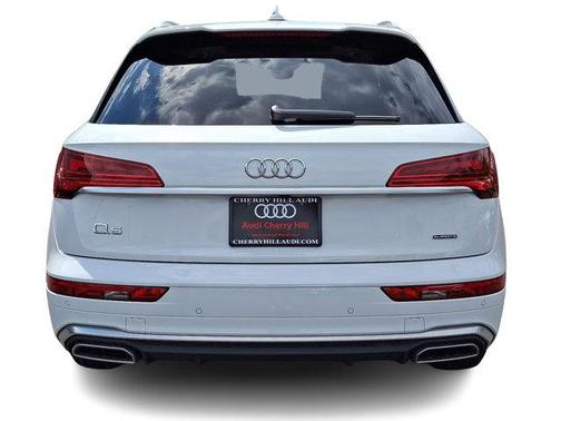 2022 Audi Q5 45 S line quattro Premium