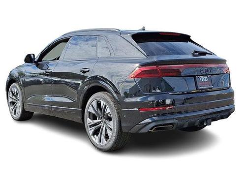 2026 Audi Q8 Premium Plus