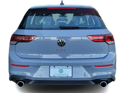 2024 Volkswagen Golf GTI 2.0T SE