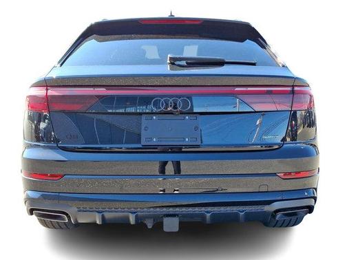 2025 Audi Q8 Premium Plus