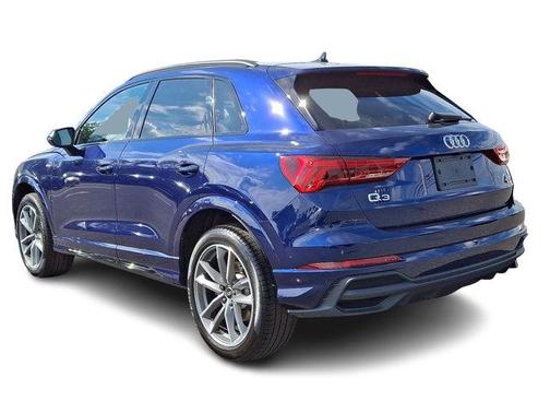 2024 Audi Q3 45 S line Premium