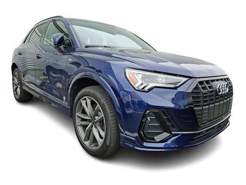 2024 Audi Q3 45 S line Premium