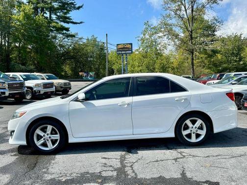 2014 Toyota Camry SE