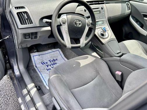 2010 Toyota Prius I