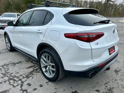 2018 Alfa Romeo Stelvio Ti