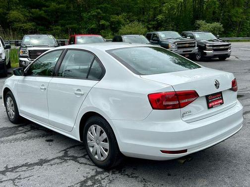 2015 Volkswagen Jetta 2.0L S
