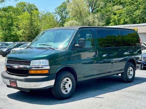 2009 Chevrolet Express 2500 LS