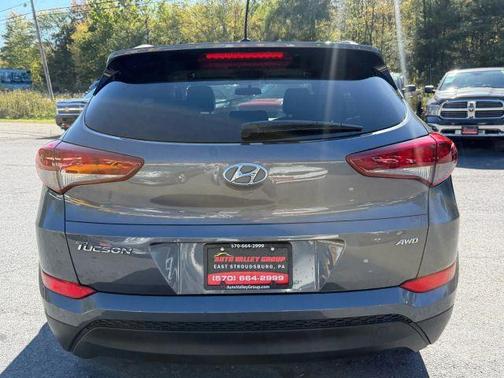 2016 Hyundai TUCSON SE