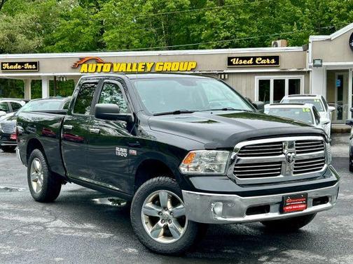 2016 RAM 1500 SLT